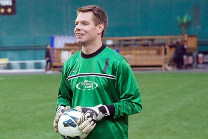 Swalwell plays up athletic credentials in effort to blunt DHS sweeps at World Cup