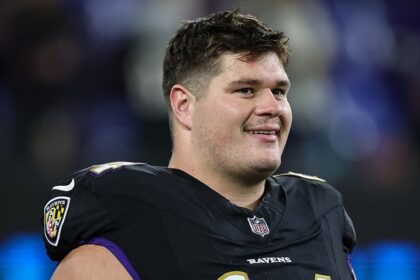Tyler Linderbaum's $81M record-breaking deal headlines Raiders' free agent spending spree