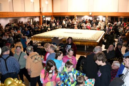 World-record carrot cake? Massive dessert feeds town, stuns crowd with sheer size