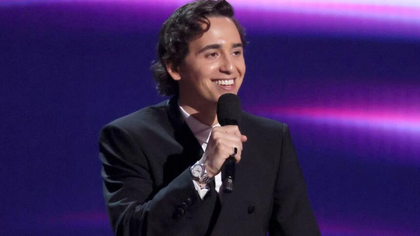 Marcello HernÃ¡ndez roasts Jake Paul, Tiger Woods and Bill Belichick in ESPYS monologue