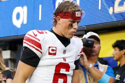 Giants' Jaxson Dart tried to reenter game with knee injury but had jersey taken away: reports