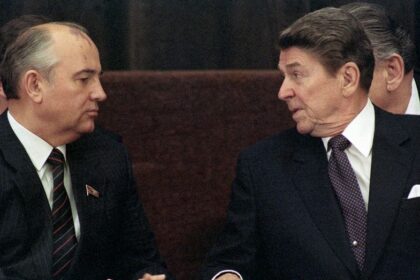 We should use Reagan as a guide in handling our modern arms race with China