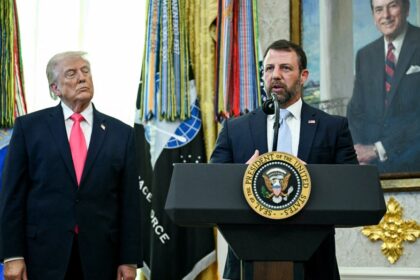 Trump administration slashes time refugees have to challenge loss of legal status